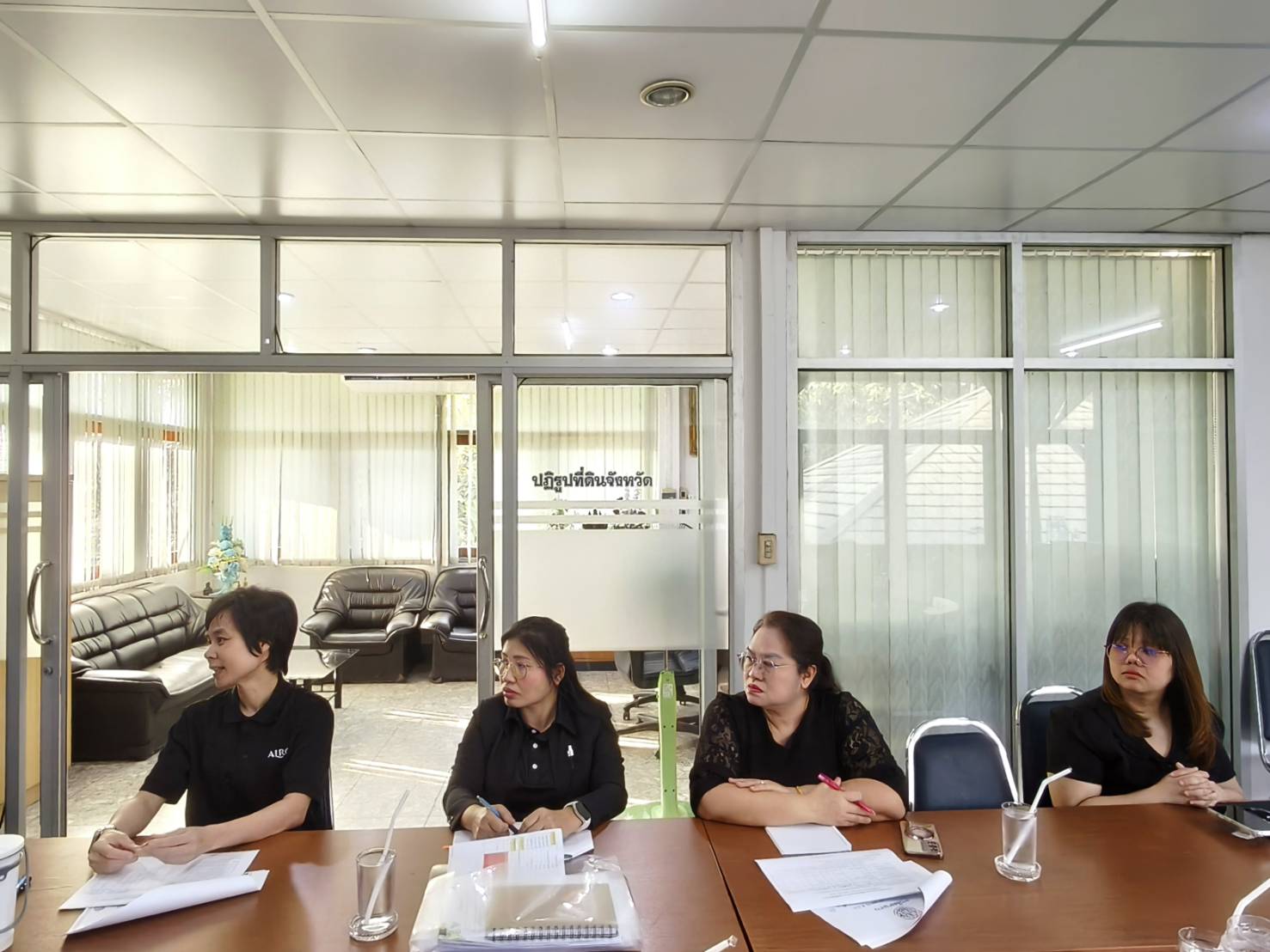 title - ผู้ตรวจราชการ ส.ป.ก. ประชุมตรวจติดตามความก้าวหน้าผลการดำเนินงานตามแผนการตรวจราชการ ประจำปีงบประมาณ พ.ศ. 2569 รอบที่ 1 เขตตรวจราชการที่ 2 จังหวัดปทุมธานี